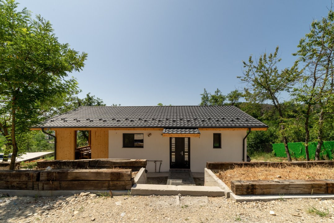 Casa pasiva (timber frame) din mijlocul naturii - VALEA URSULUI , STR SALCAMILOR