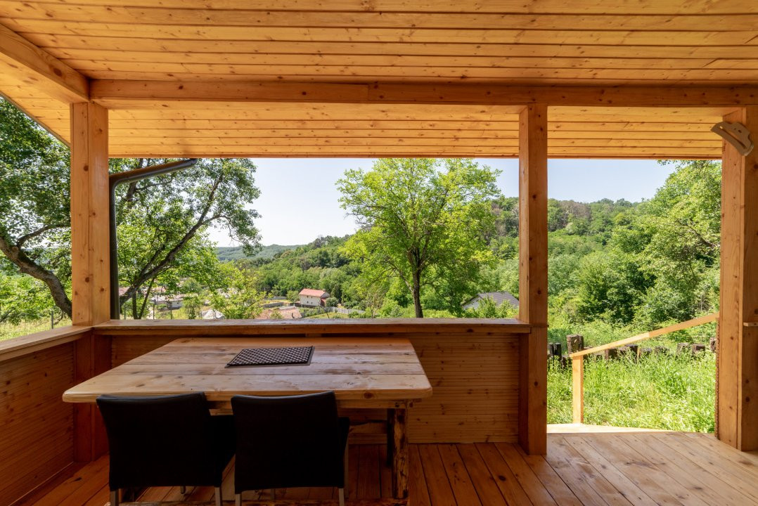 Casa pasiva (timber frame) din mijlocul naturii - VALEA URSULUI , STR SALCAMILOR
