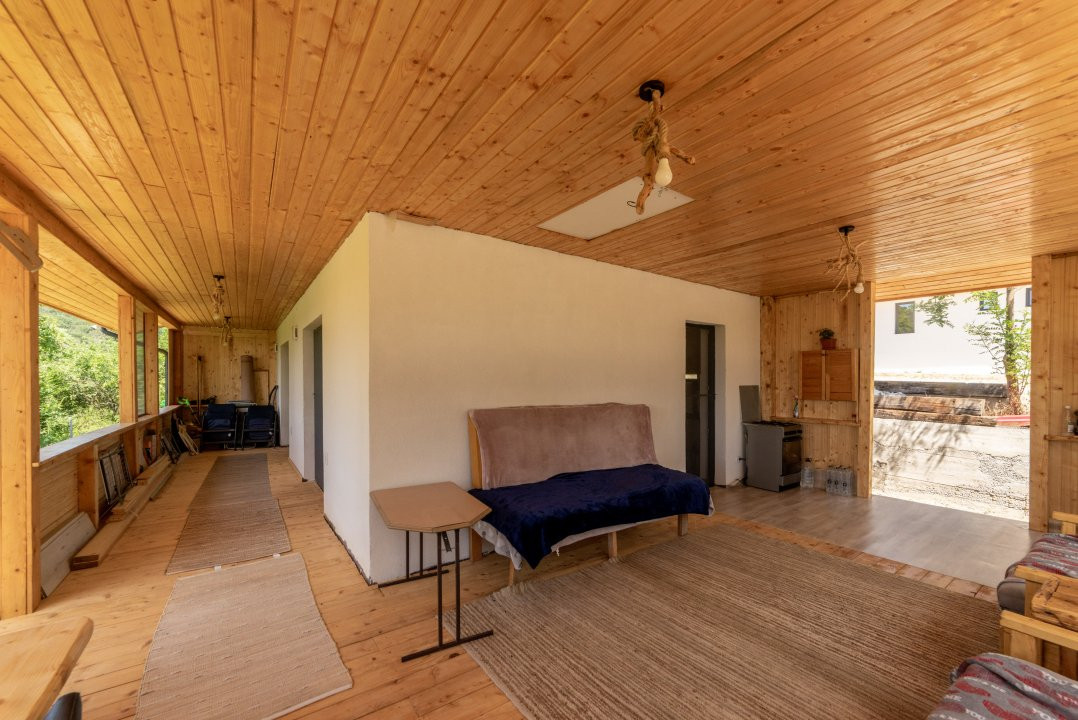 Casa pasiva (timber frame) din mijlocul naturii - VALEA URSULUI , STR SALCAMILOR