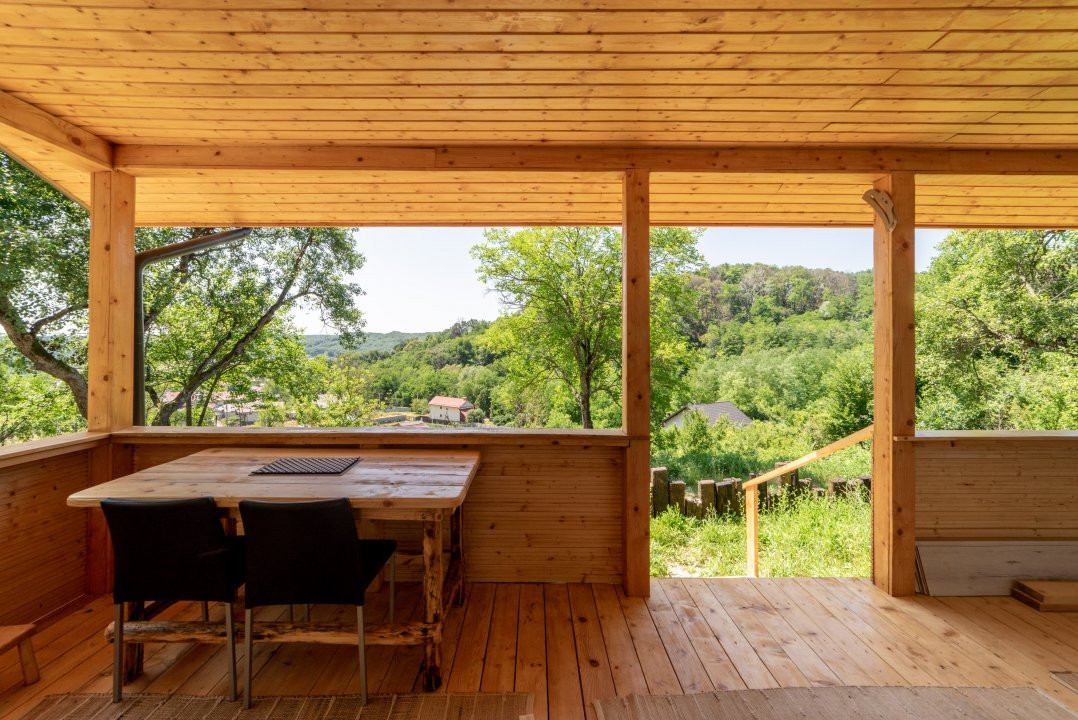 Casa pasiva (timber frame) din mijlocul naturii - VALEA URSULUI , STR SALCAMILOR