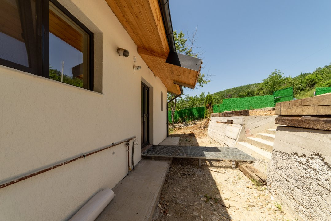 Casa pasiva (timber frame) din mijlocul naturii - VALEA URSULUI , STR SALCAMILOR