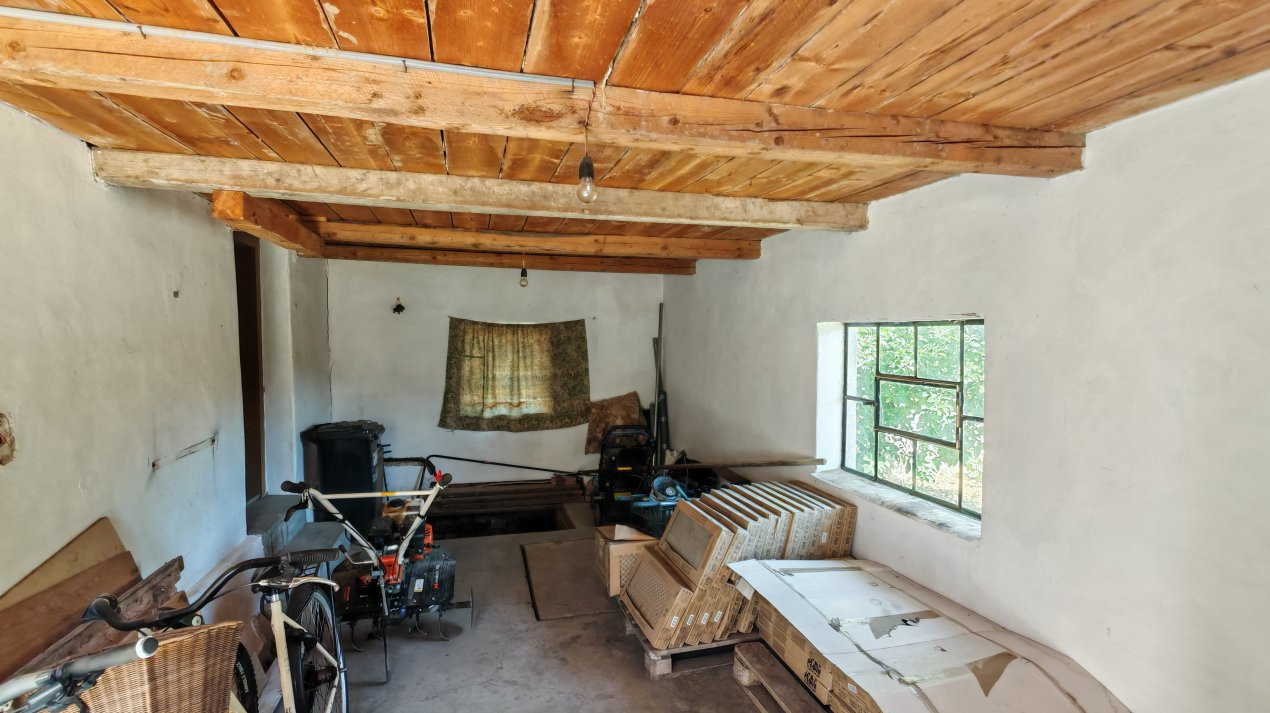 Casă 4 camere semifinisată interior, Teren 3456 mp - Loc. Ciumești SM 