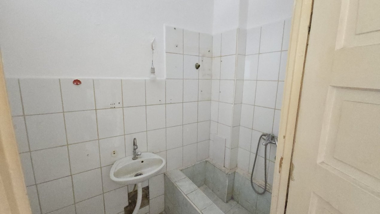 De Vânzare Casă 2 camere P-ȚA Mică