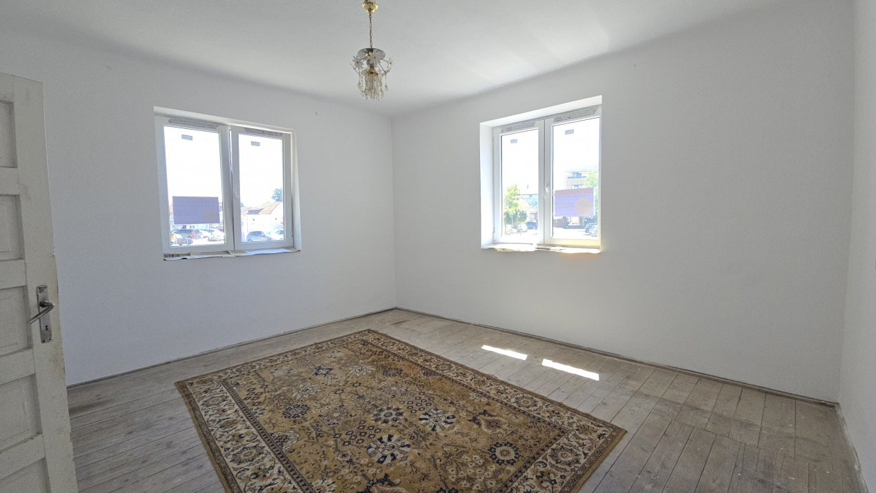 De Vânzare Casă 2 camere P-ȚA Mică
