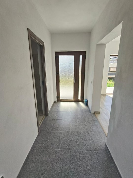 Duplex de vânzare Târgu Jiu | Zonă Ana Ipătescu, 2 dormitoare, curte