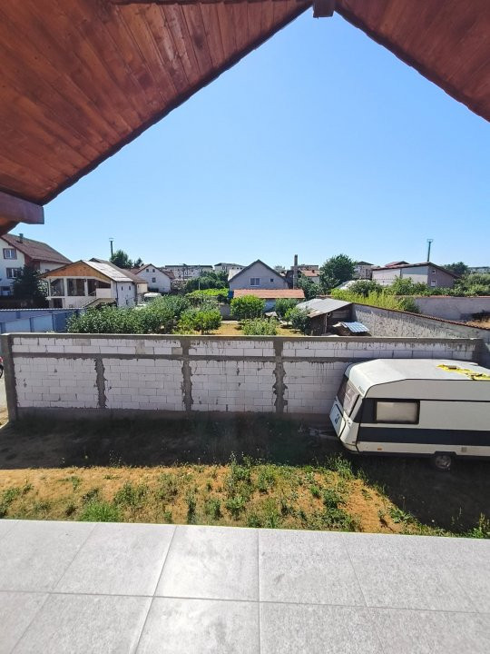 Duplex de vânzare Târgu Jiu | Zonă Ana Ipătescu, 2 dormitoare, curte