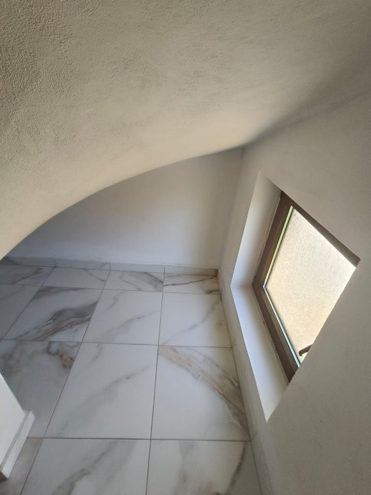 Duplex de vânzare Târgu Jiu | Zonă Ana Ipătescu, 2 dormitoare, curte