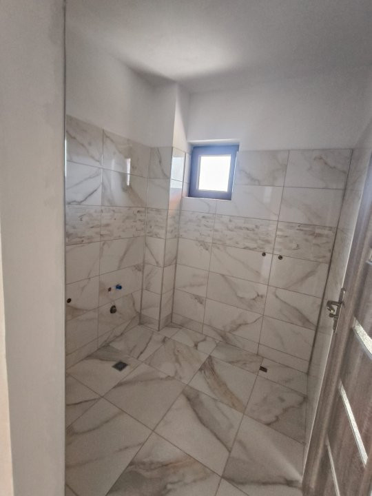Duplex de vânzare Târgu Jiu | Zonă Ana Ipătescu, 2 dormitoare, curte