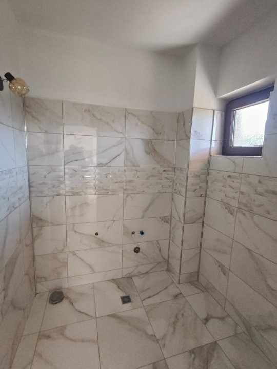Duplex de vânzare Târgu Jiu | Zonă Ana Ipătescu, 2 dormitoare, curte
