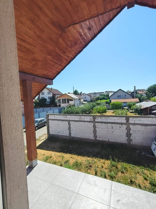 Duplex de vânzare Târgu Jiu | Zonă Ana Ipătescu, 2 dormitoare, curte