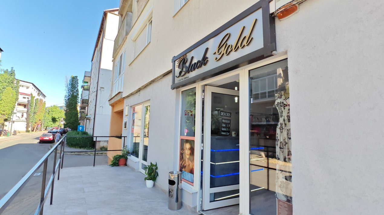 Spațiu Comercial cu Afacere la Cheie - Str. C. Coposu - Carei