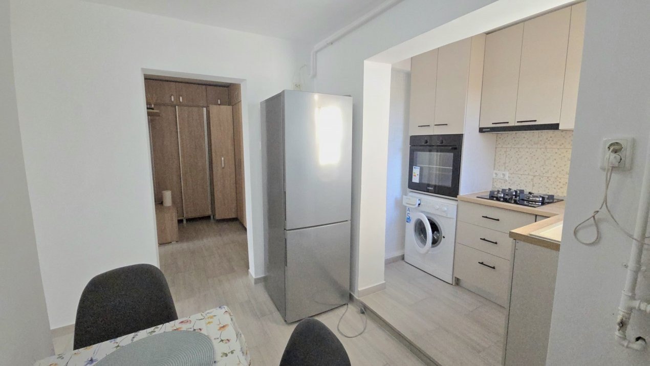 Chirie 2 camere Central