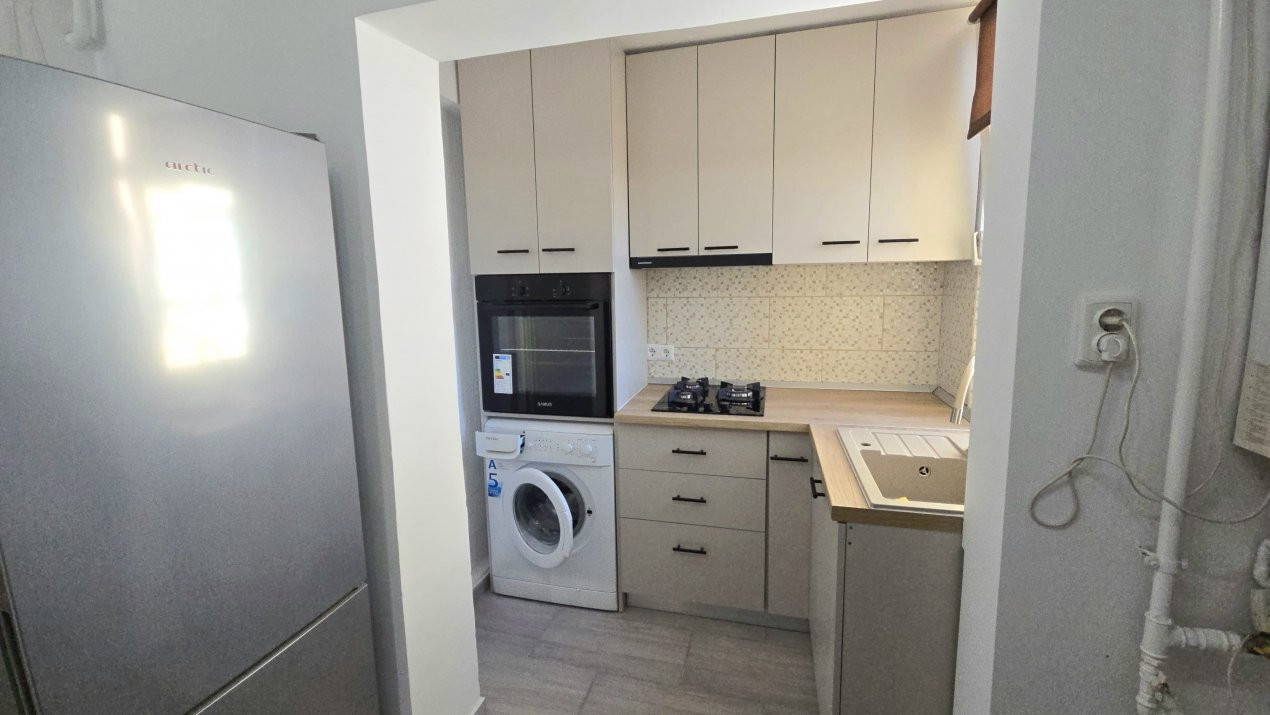 Chirie 2 camere Central