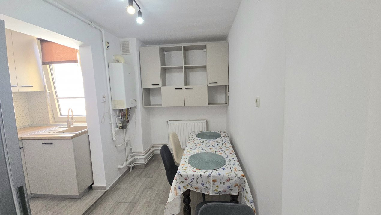 Chirie 2 camere Central