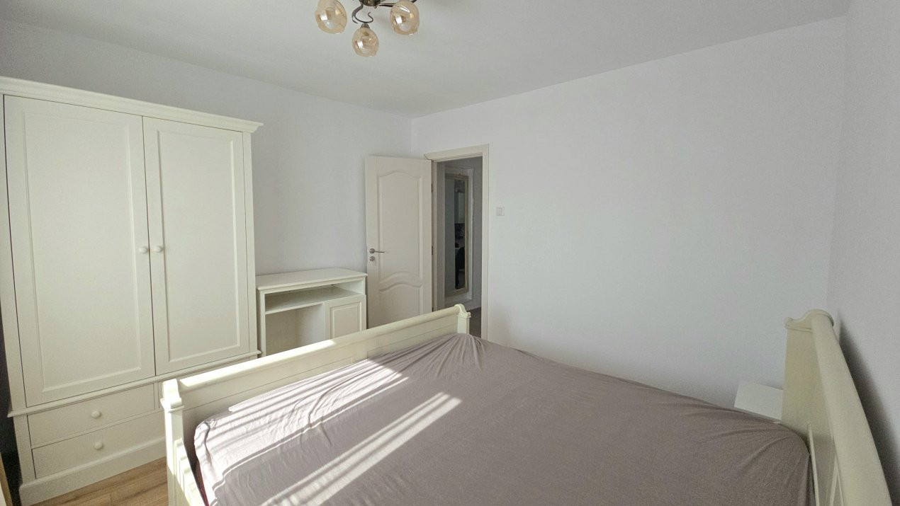 Chirie 2 camere Central
