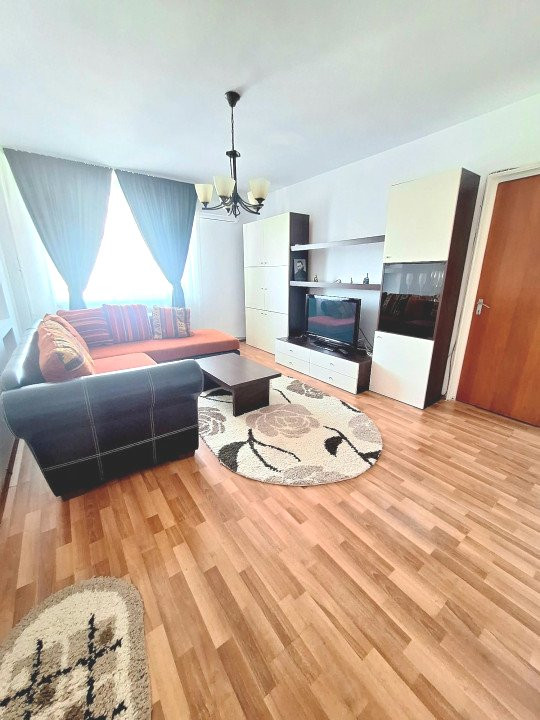Apartament 3 camere Trivale complex 1 stradal