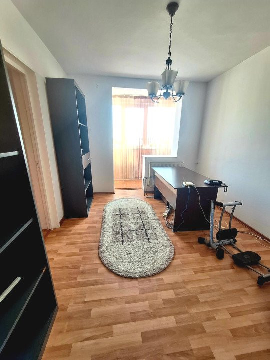 Apartament 3 camere Trivale complex 1 stradal
