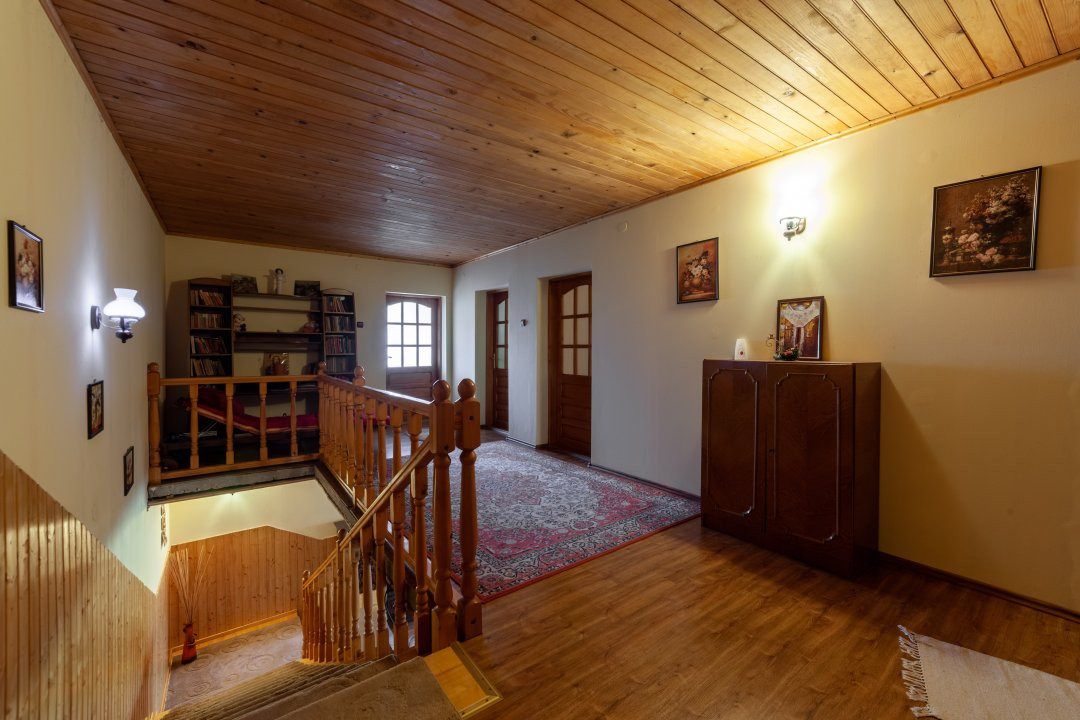 Casa rustica P+1 in zona de deal – Bogati, AG