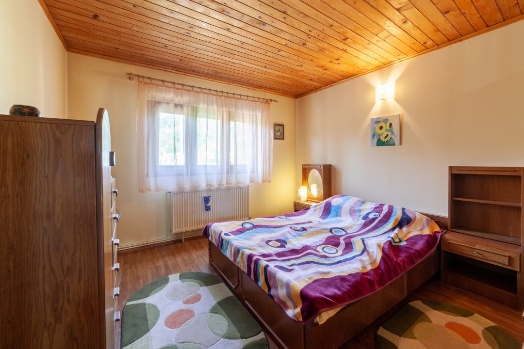 Casa rustica P+1 in zona de deal – Bogati, AG