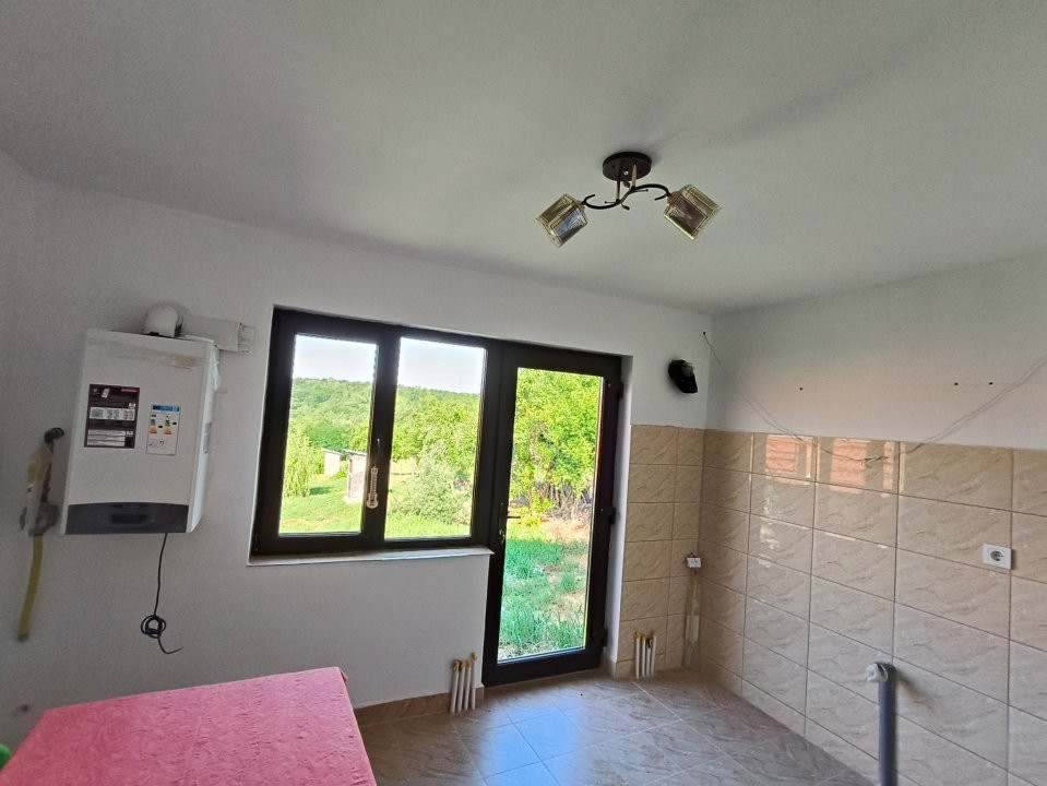  Casă P+M la gri de vânzare – Rasova, comuna Bălești