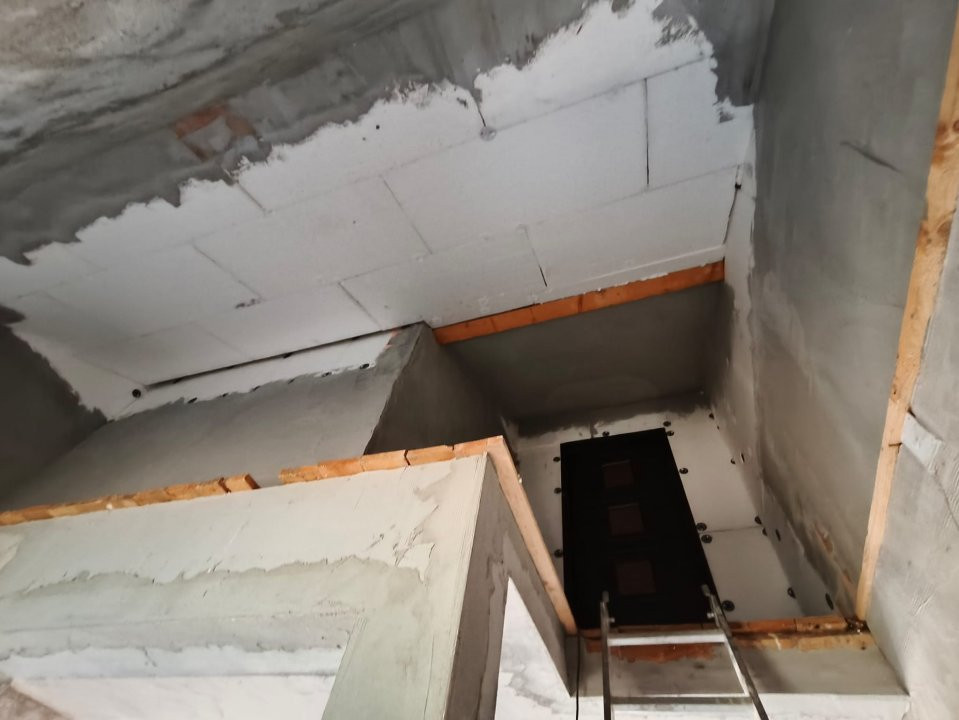  Casă P+M la gri de vânzare – Rasova, comuna Bălești