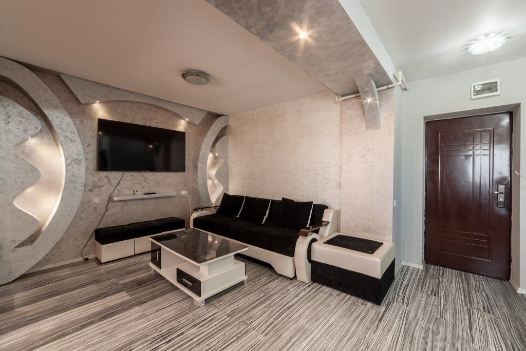 Apartament 2 camere - Pitesti- zona Gavana-mansarda!