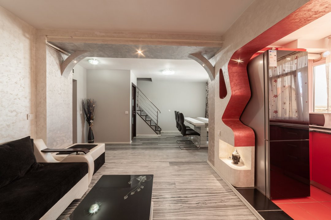 Apartament 2 camere - Pitesti- zona Gavana-mansarda!