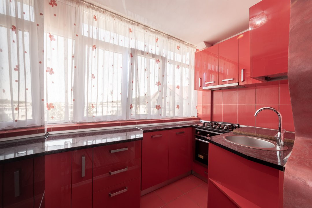 Apartament 2 camere - Pitesti- zona Gavana-mansarda!