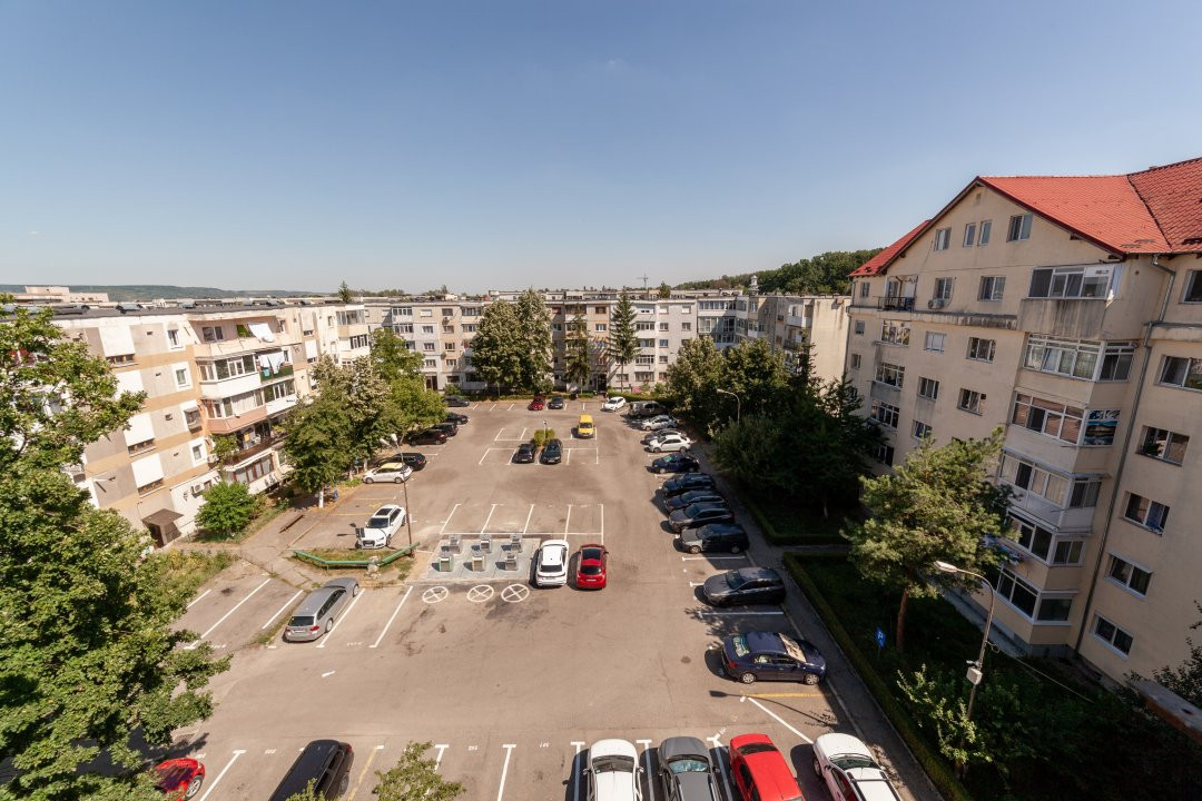 Apartament 2 camere - Pitesti- zona Gavana-mansarda!