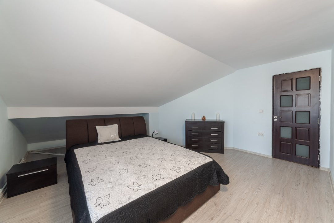 Apartament 2 camere - Pitesti- zona Gavana-mansarda!
