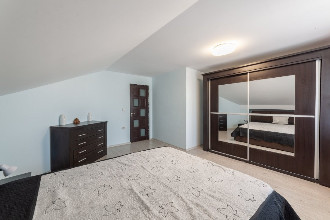 Apartament 2 camere - Pitesti- zona Gavana-mansarda!