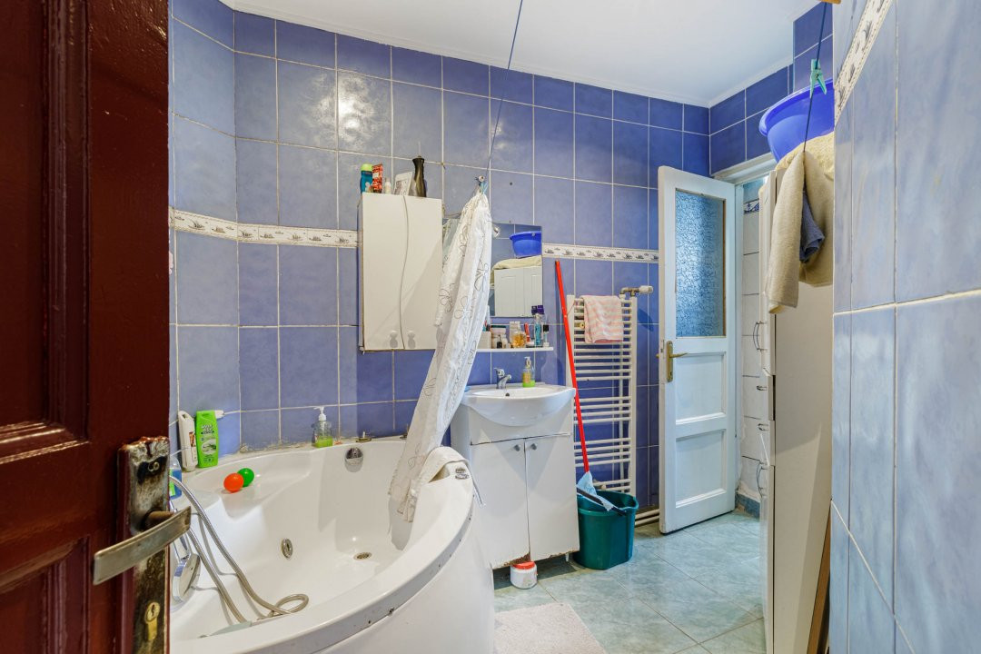3 camere in vila interbelica Risc 2