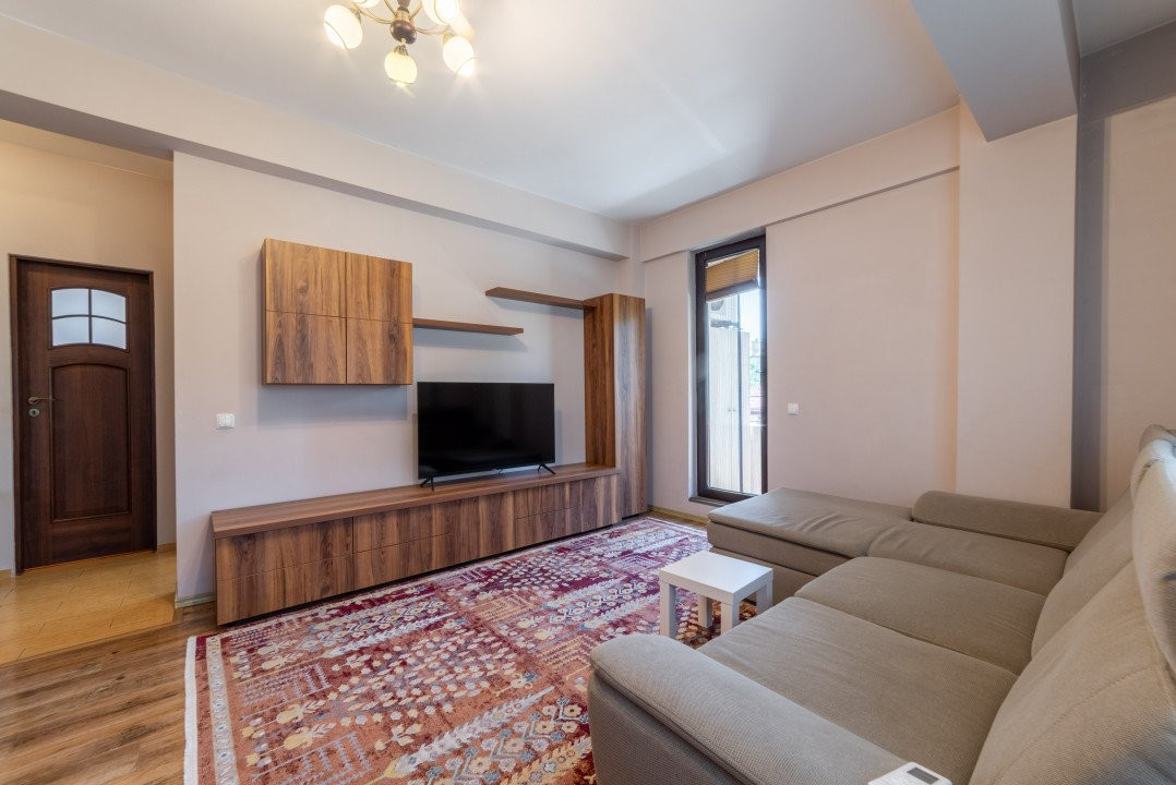 2 camere decomandat, bloc mic, langa metrou Parc Bazilescu