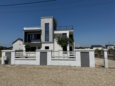 Casa 5 camere - Anul 2025 - Craiovei Platou in Pitesti