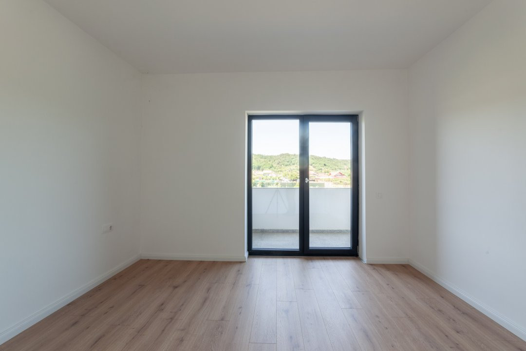 Casa eficienta energetic A+ la 10 min de Pitesti si 5 min de Mioveni-Arges!