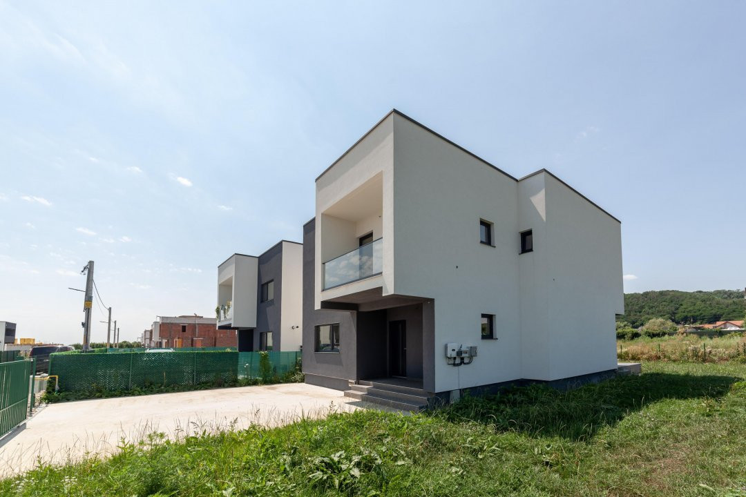 Casa eficienta energetic A+ la 10 min de Pitesti si 5 min de Mioveni-Arges!