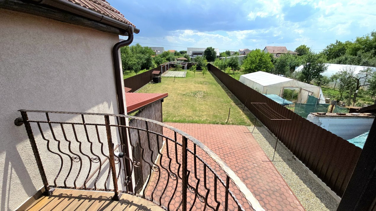 De Vânzare Casă Căprioarei P+M 8 ari teren