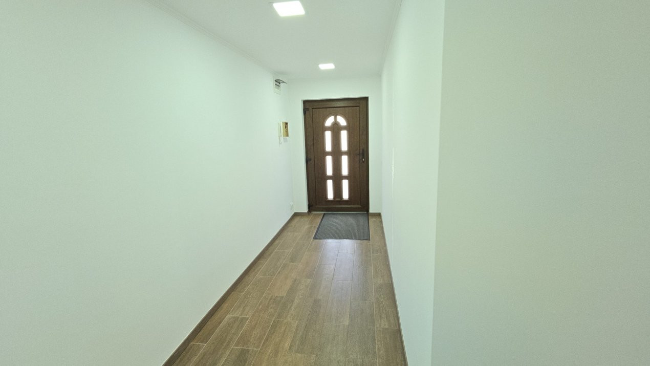 De Vânzare Casă Căprioarei P+M 8 ari teren
