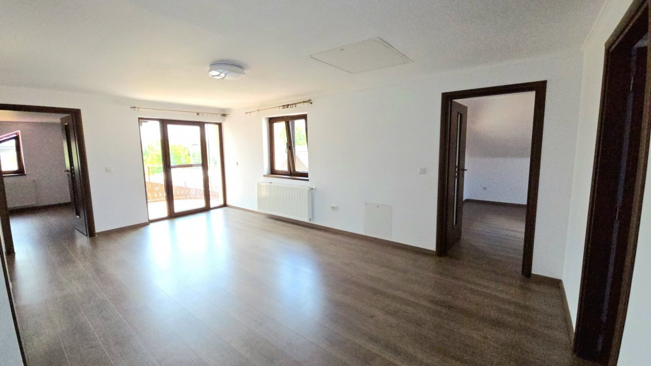 De Vânzare Casă Căprioarei P+M 8 ari teren