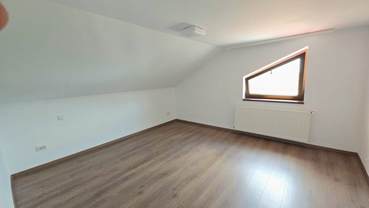 De Vânzare Casă Căprioarei P+M 8 ari teren