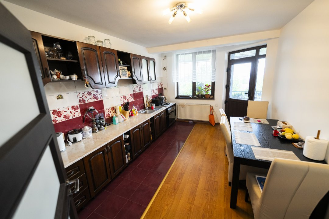 Casă duplex multifuncțională -Hanul Doctorului -lângă Școala Româno Britanică
