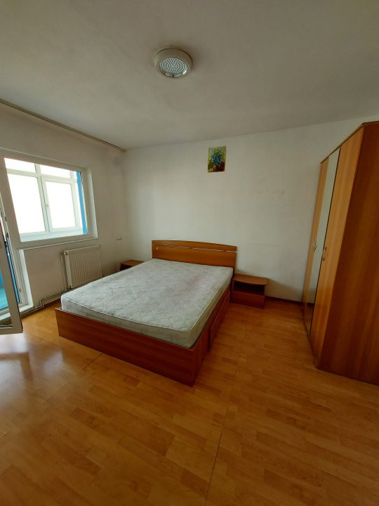 Garsoniera de inchiriat -langa Spitalul de Pediatrie - str Dacia