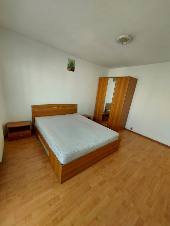 Garsoniera de inchiriat -langa Spitalul de Pediatrie - str Dacia