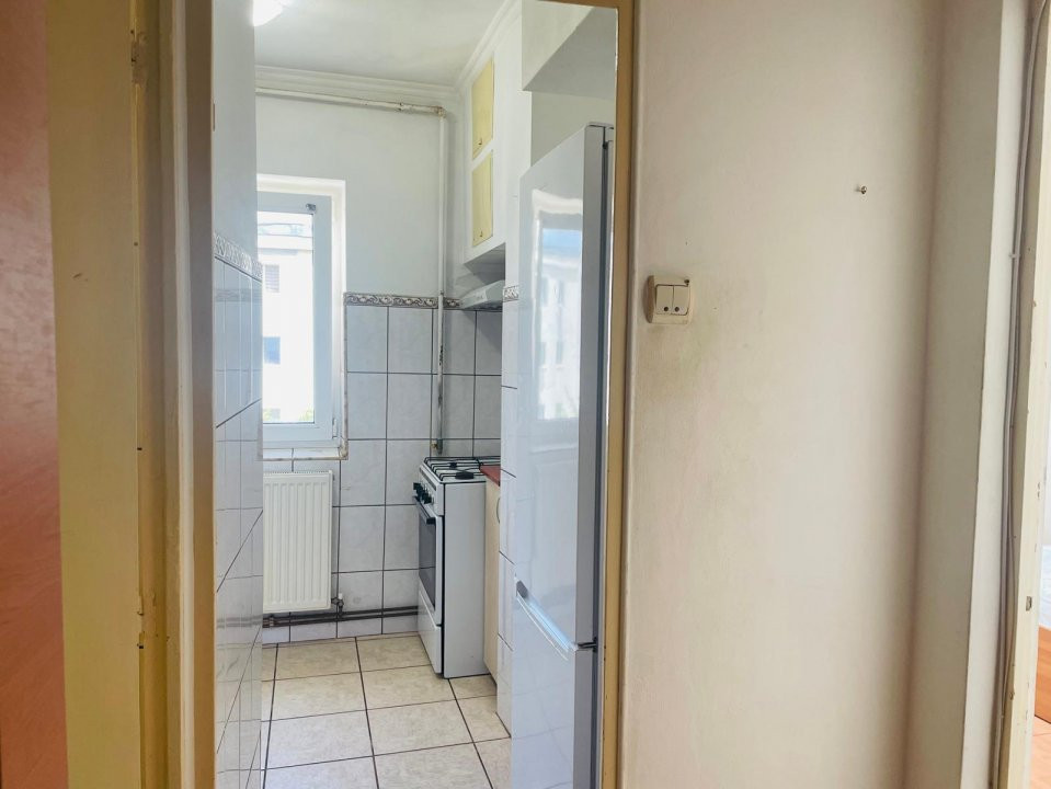 Garsoniera de inchiriat -langa Spitalul de Pediatrie - str Dacia