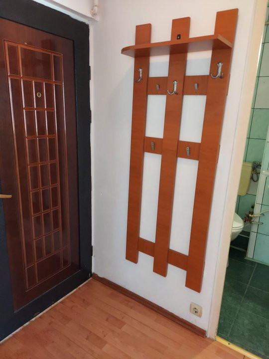 Garsoniera de inchiriat -langa Spitalul de Pediatrie - str Dacia