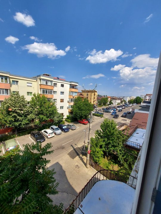 Garsoniera de inchiriat -langa Spitalul de Pediatrie - str Dacia