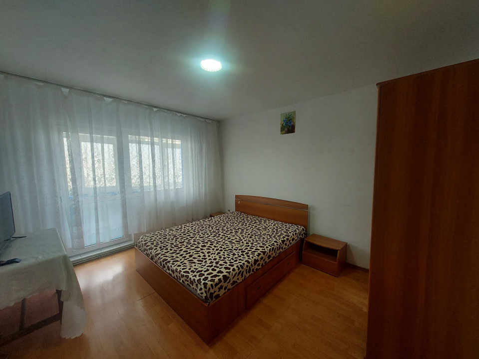 Garsoniera de inchiriat -langa Spitalul de Pediatrie - str Dacia