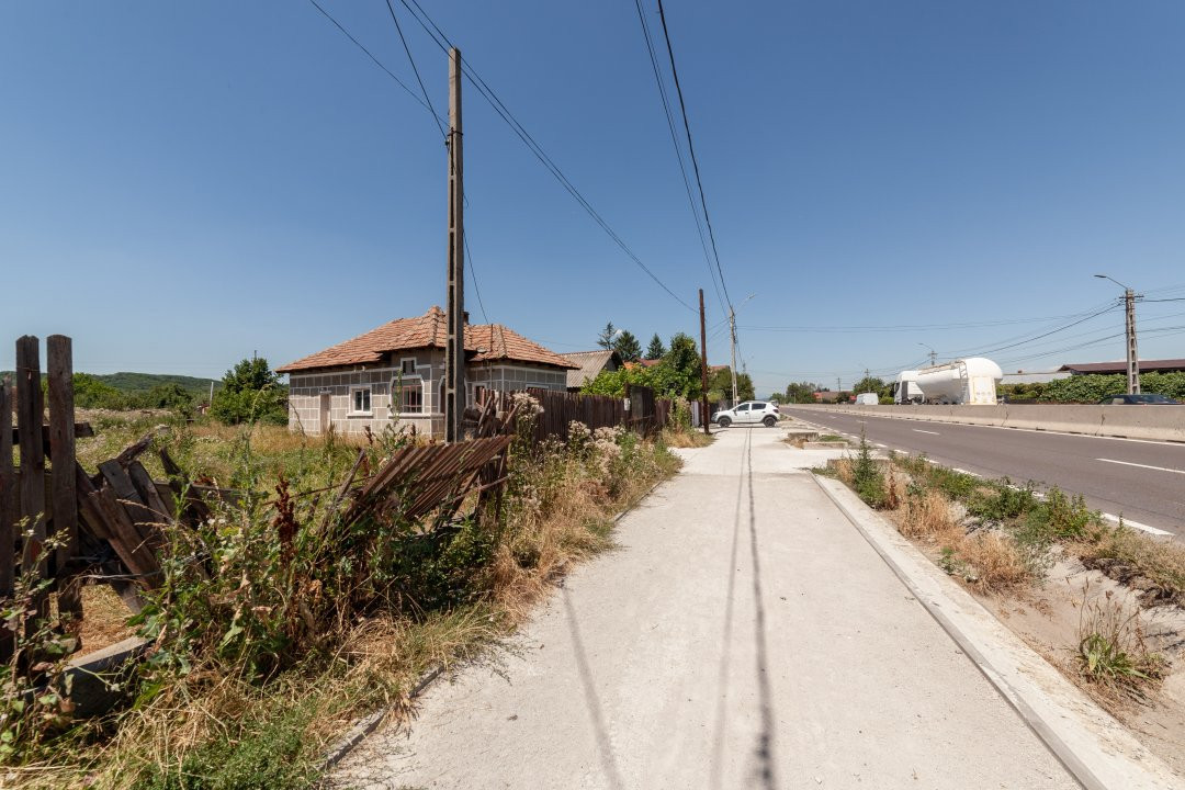 Investitie teren de 3408 mp de 45e/mp -DN 73 E-la 1 min de Pitesti!