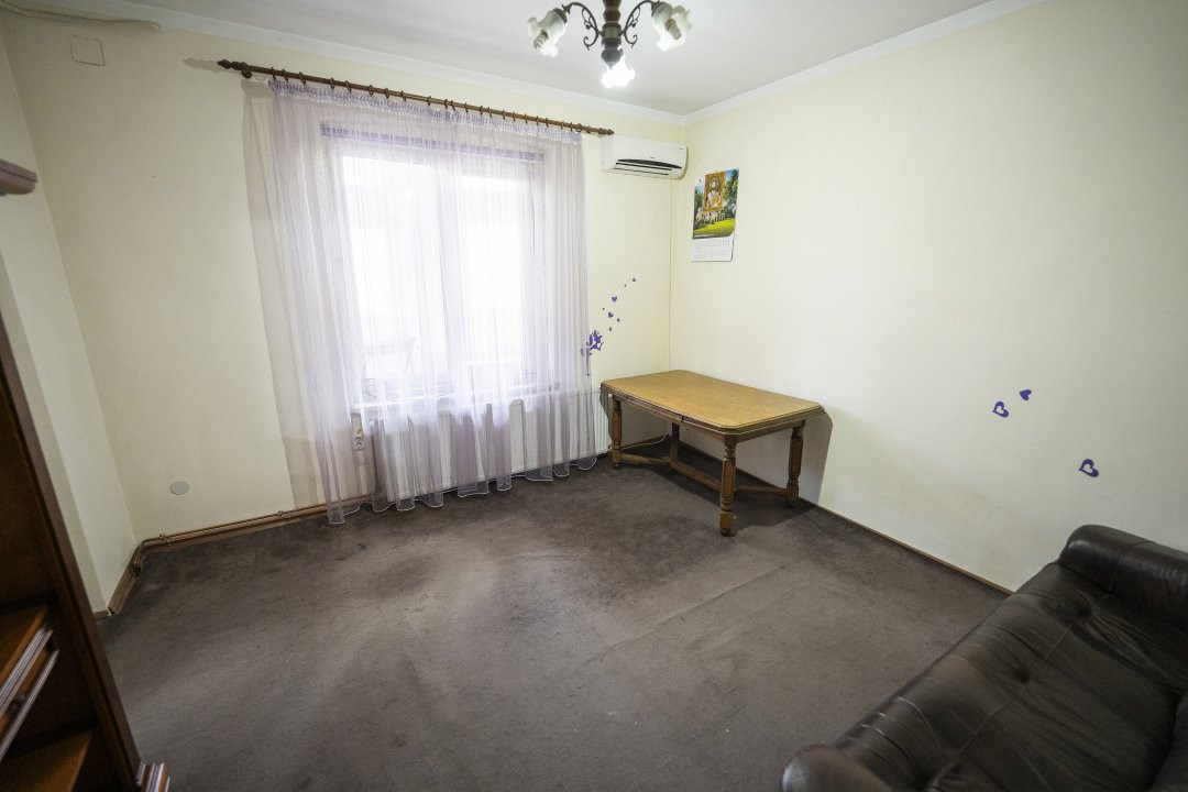 Spatiu de birou central – parter casa, zona Piata Mare