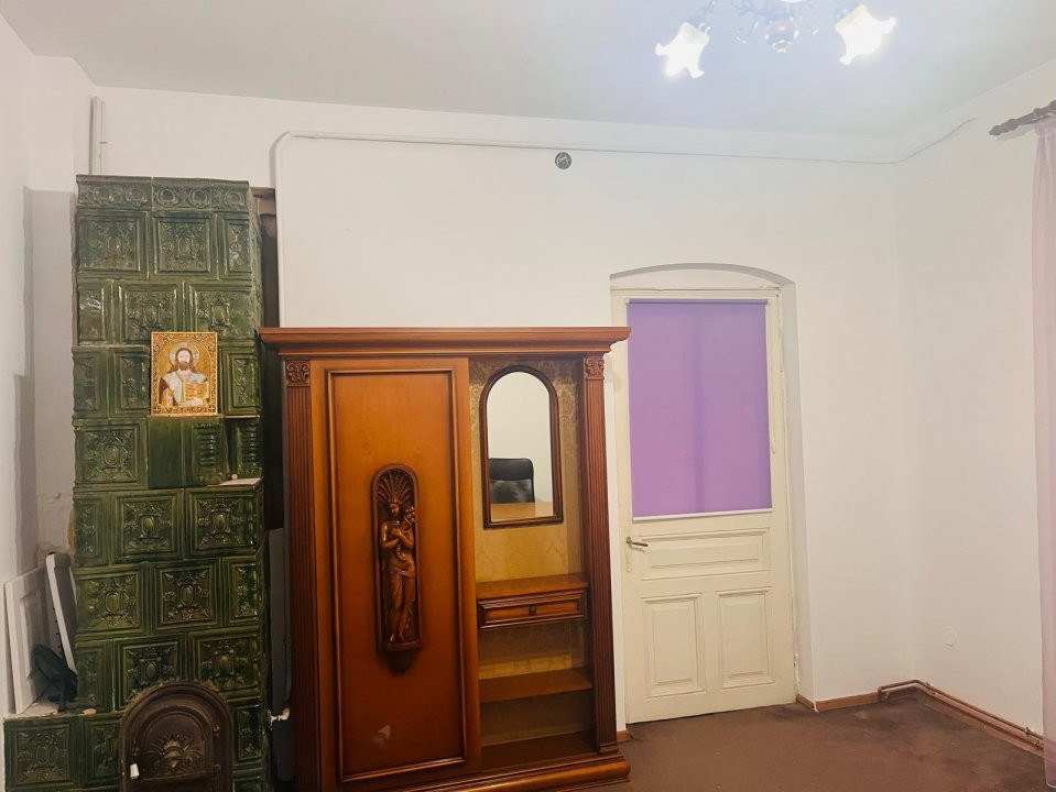 Spatiu de birou central – parter casa, zona Piata Mare